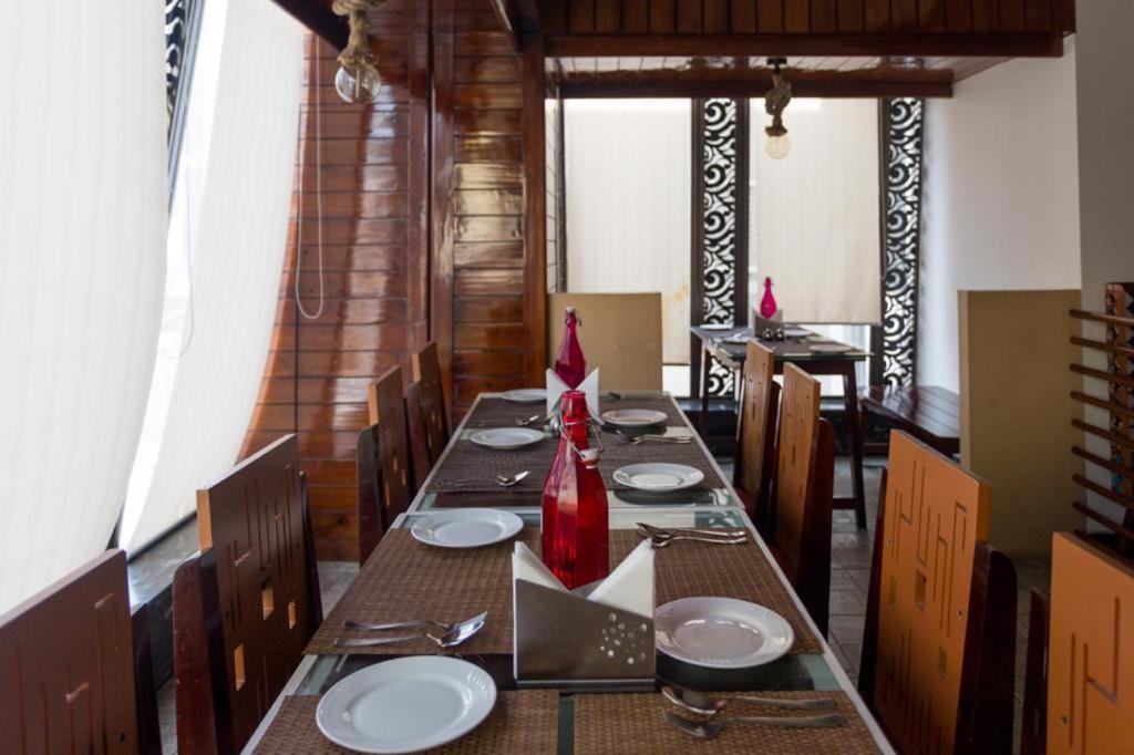 Hotel Hari Vilaas Varanasi Luaran gambar