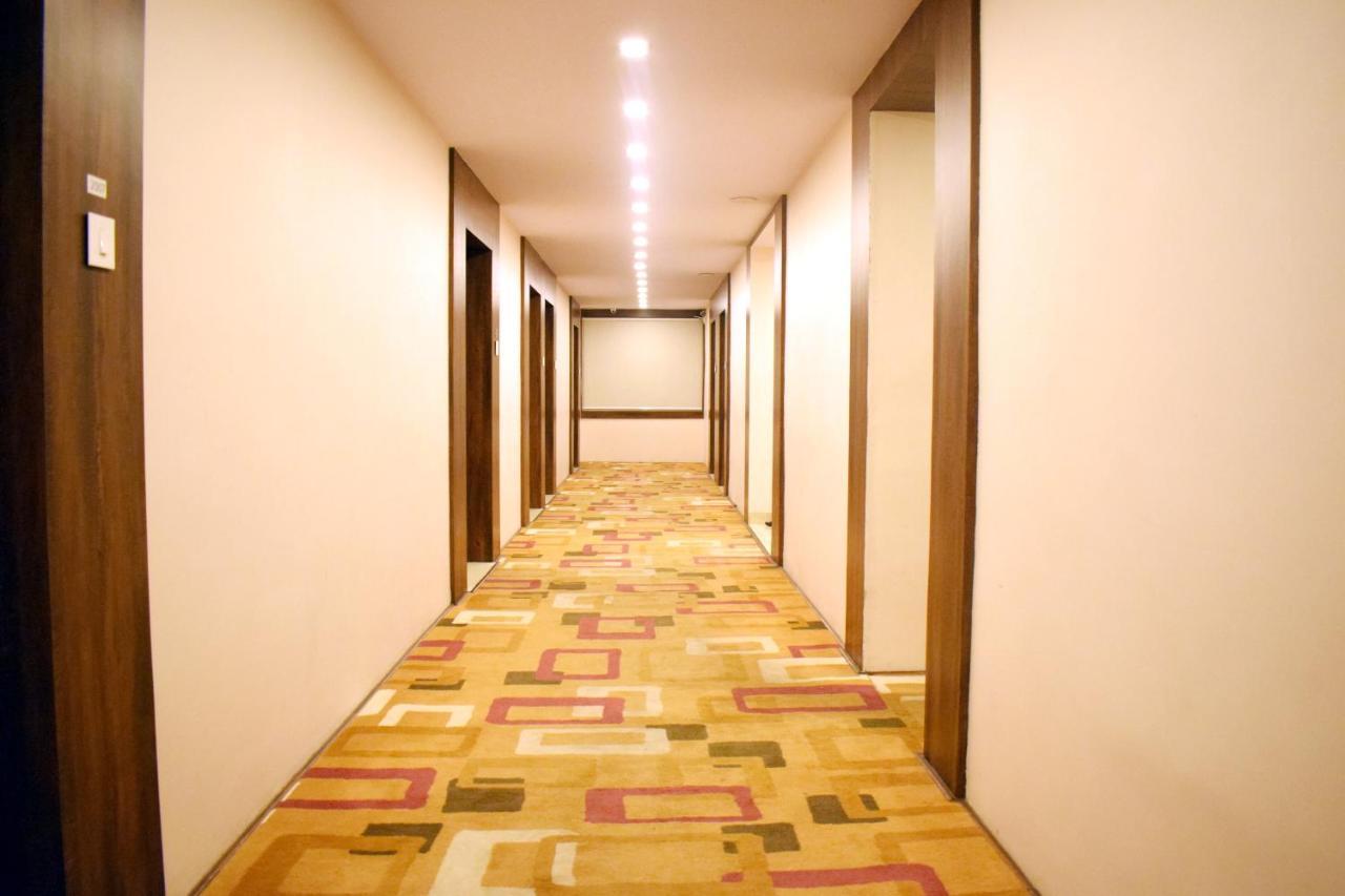 Hotel Hari Vilaas Varanasi Luaran gambar