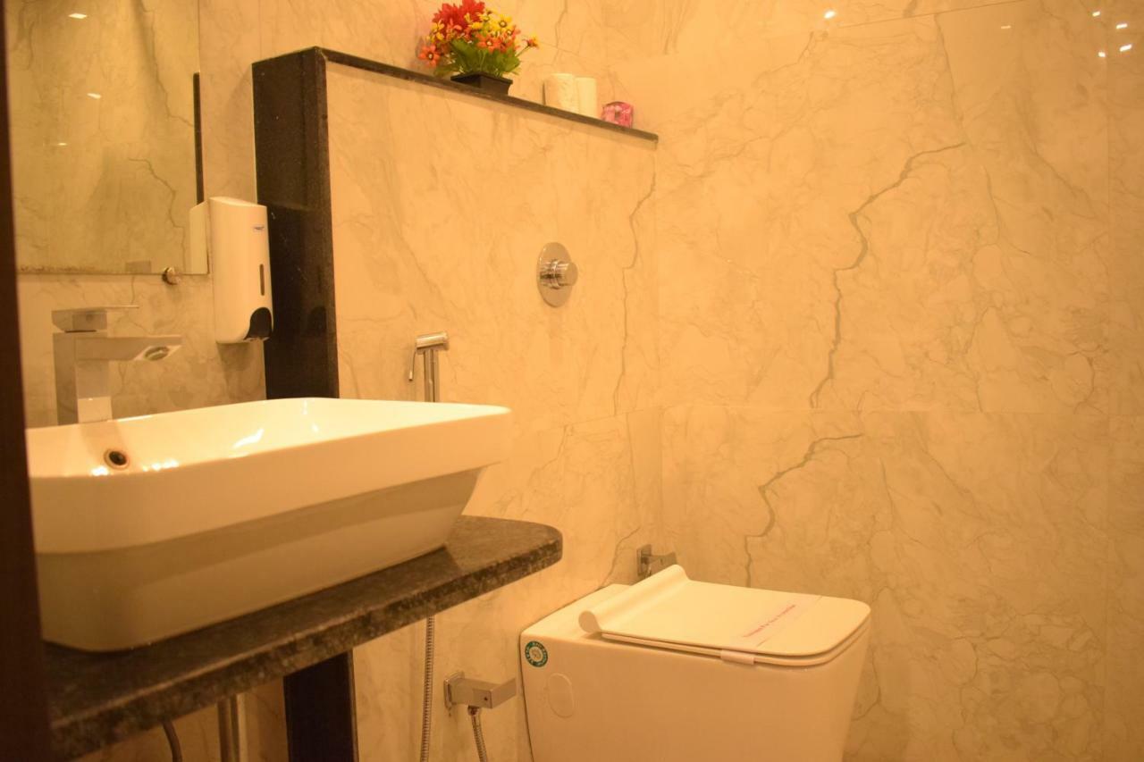Hotel Hari Vilaas Varanasi Luaran gambar