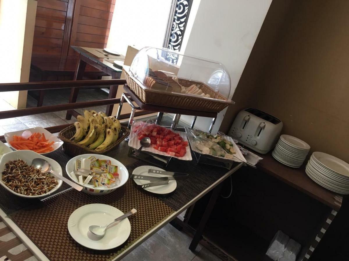Hotel Hari Vilaas Varanasi Luaran gambar